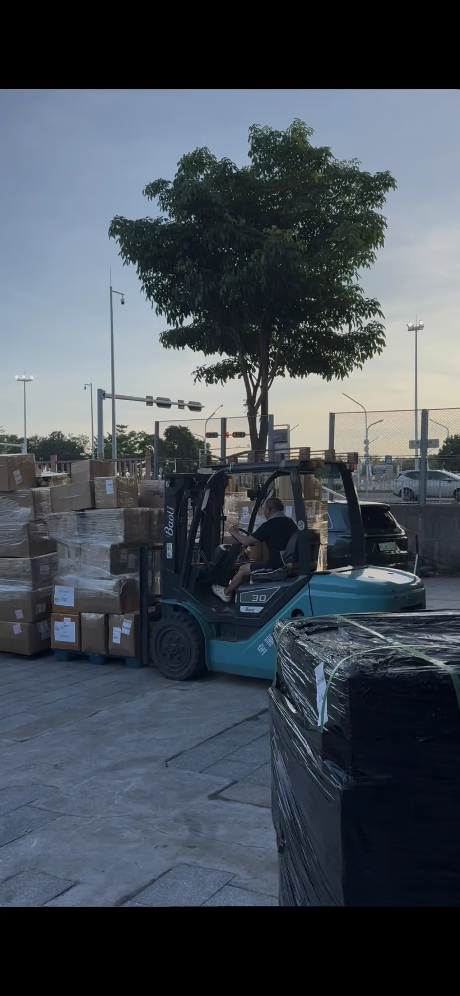 Cargo handling operation